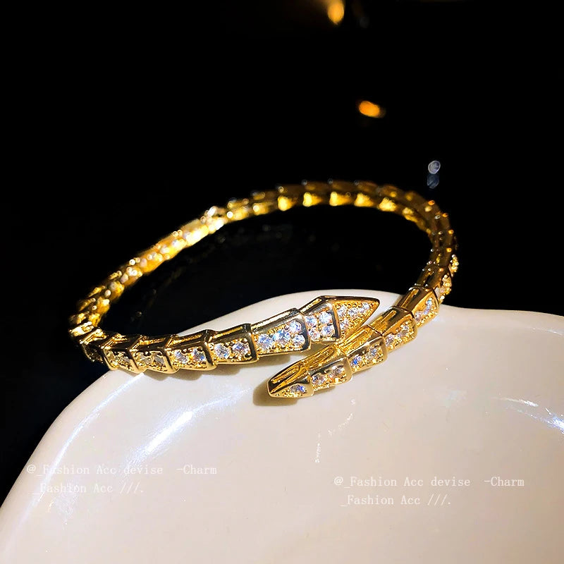 Fashion Silver Color Zircon Square Opening Women's Bracelet 2023 New Minimalist Design Metal Bracelet Wedding Birthday Gift
