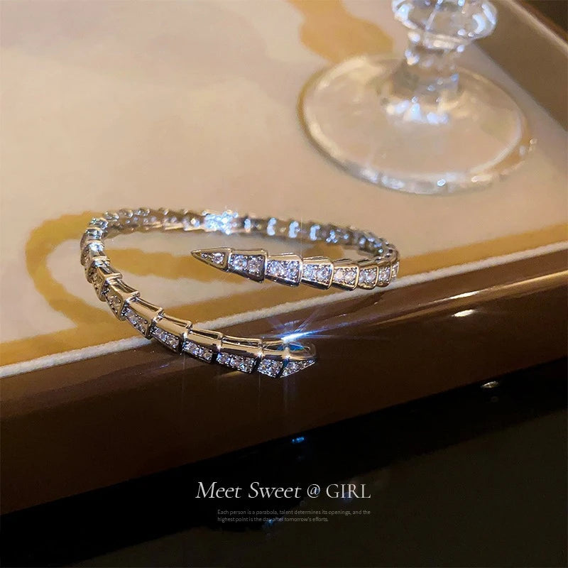 Fashion Silver Color Zircon Square Opening Women's Bracelet 2023 New Minimalist Design Metal Bracelet Wedding Birthday Gift