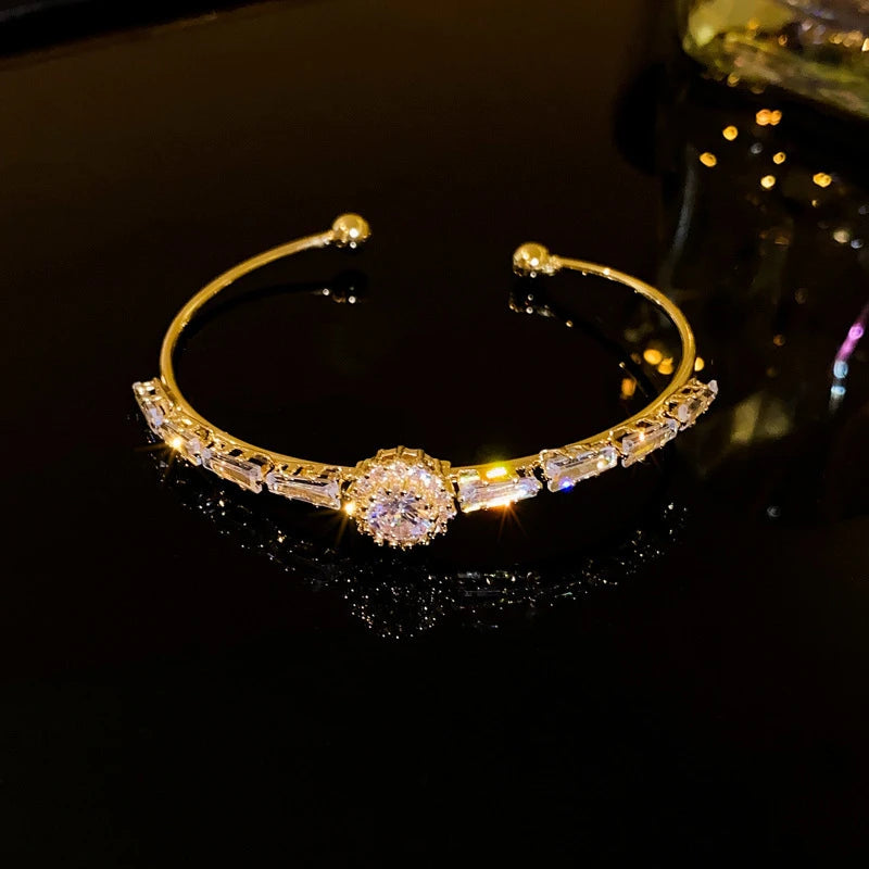 Fashion Silver Color Zircon Square Opening Women's Bracelet 2023 New Minimalist Design Metal Bracelet Wedding Birthday Gift