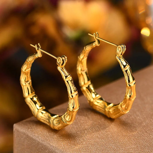 Women Chic Gold Plated Chinese Bamboo Textured Hoop Earrings, Minimalist Anti Allergy Metal Huggies Ear Jewelry