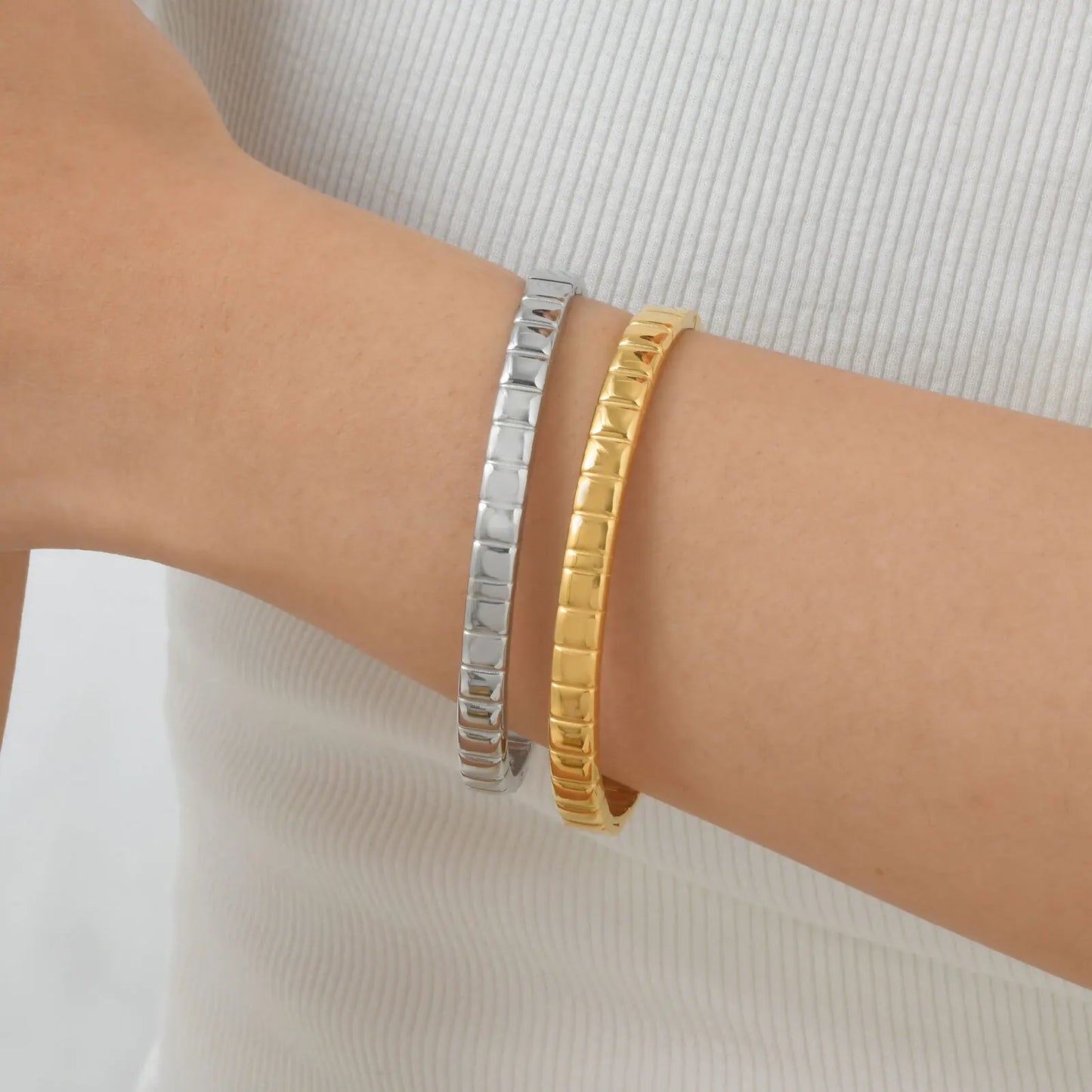 Vnox Stainless Steel Geometric Blocks Cuff Bracelets,Gold Silver Color Simple Round Hand Women Bangles,Luxury Jewelry Gifts