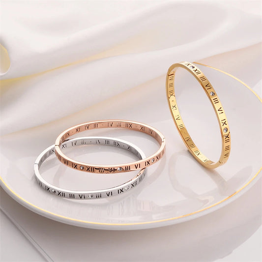 Classic Fashion Hollow out Roman numerals Titanium Zircon Bracelet Women's New Luxury Wedding Jewelry Party Birthday Gift